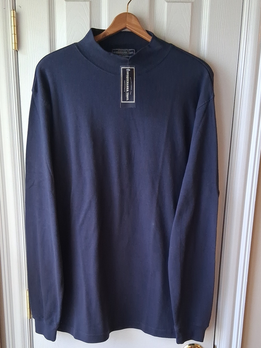 NWT Navy Long Sleeve Mock Turtleneck Tee